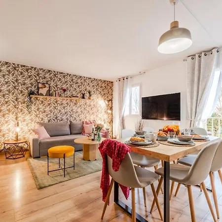 Akropolis By Kleidos - 15 Mn - Beau Duplex Familiale Pour 6 - 2 Chambres- Parking Gratuit Apartment *