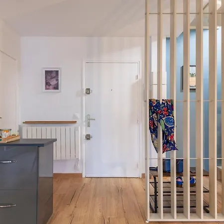 Akropolis By Kleidos - 15 Mn - Beau Duplex Familiale Pour 6 - 2 Chambres- Parking Gratuit