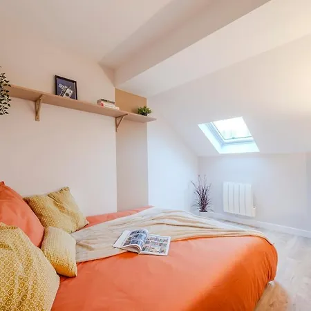 Akropolis By Kleidos - 15 Mn - Beau Duplex Familiale Pour 6 - 2 Chambres- Parking Gratuit